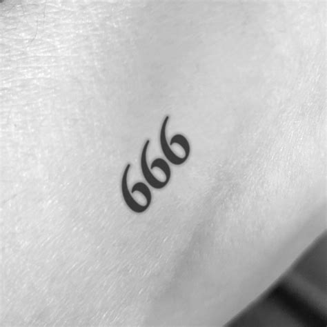 666 tattoo|Significado de Tatuagens de 666 